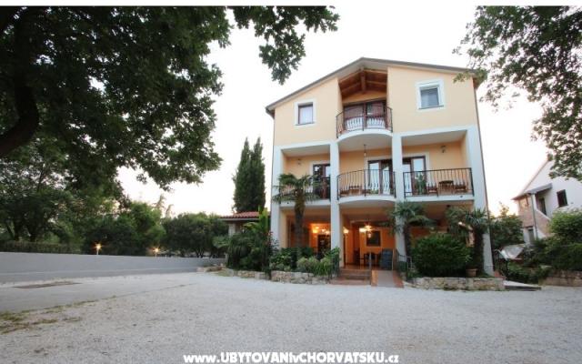 Sobe &amp; Restaurant Feral - apartmaji Rovinj Hrvaška