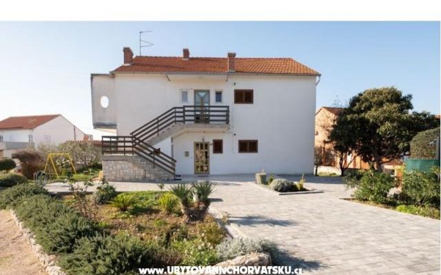 Apartma Rosmarino - apartmaji Šibenik Hrvaška