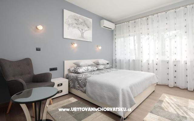 Grand tree apartment **** - apartmaji Split Hrvaška