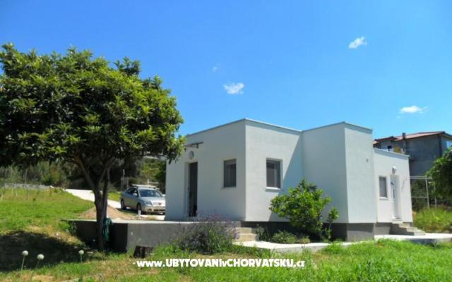 Summerhouse Belomo - apartmaji Split Hrvaška