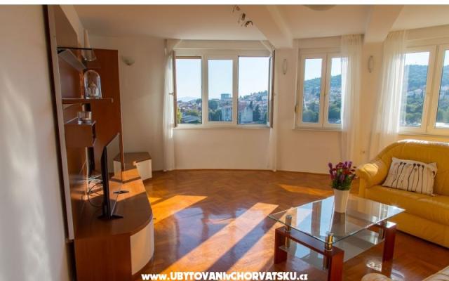 Spacious Apartma in City Center  - apartmaji Split Hrvaška