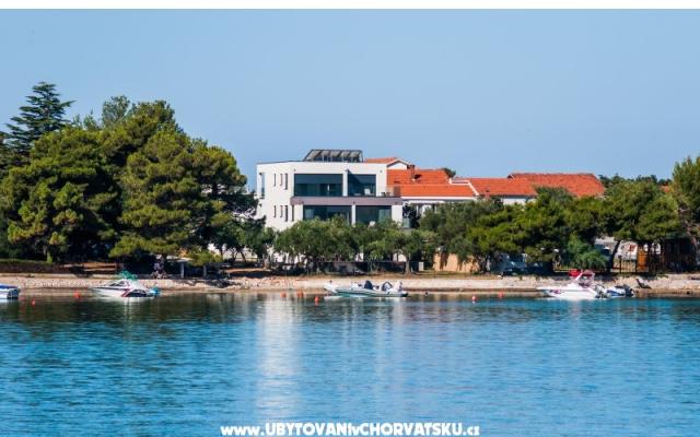 Punta Aqua - apartmaji Sukošan Hrvaška