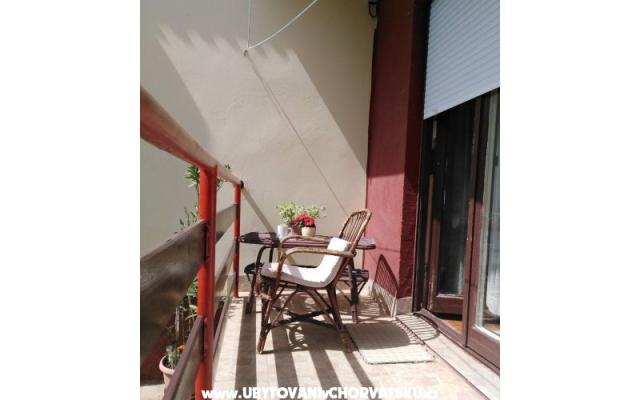 Apartma Pero - apartmaji Sukošan Hrvaška