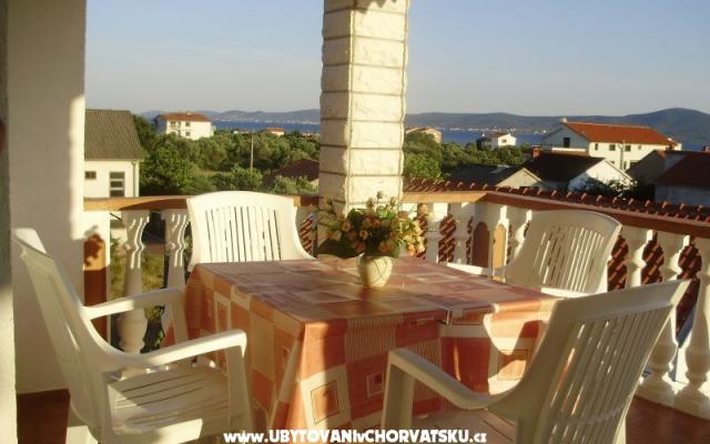 Apartmaji Brković - apartmaji Sukošan Hrvaška
