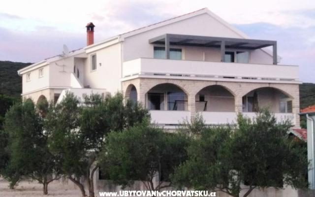 Solmaris Apartmaji - apartmaji Sukošan Hrvaška