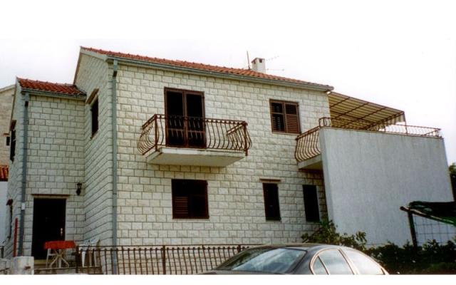 Apartmaji Šana - apartmaji Supetar - Brač Hrvaška