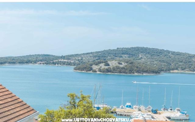 Apartmaji Petranic - apartmaji Tisno Hrvaška