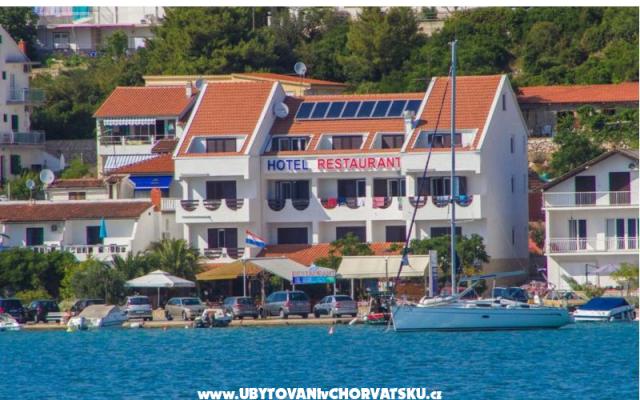 Hotel Plava Laguna - apartmaji Tisno Hrvaška