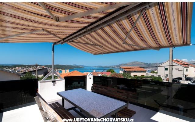 Antonio - apartmaji Trogir Hrvaška