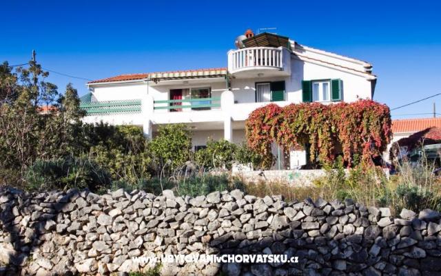 Apartma Jelena - apartmaji Trogir Hrvaška