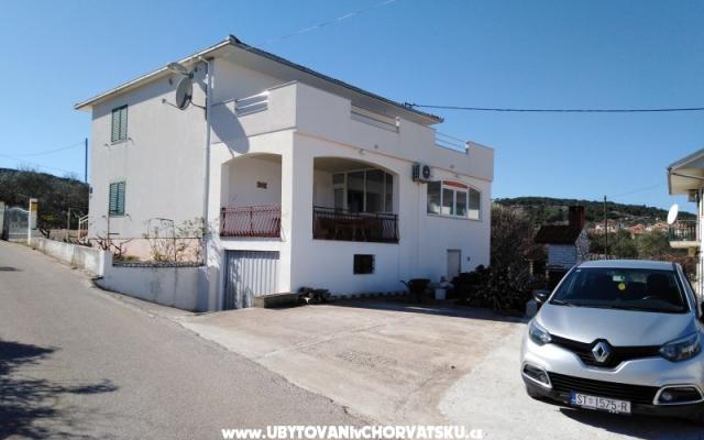 Apartma Ruža - apartmaji Trogir Hrvaška