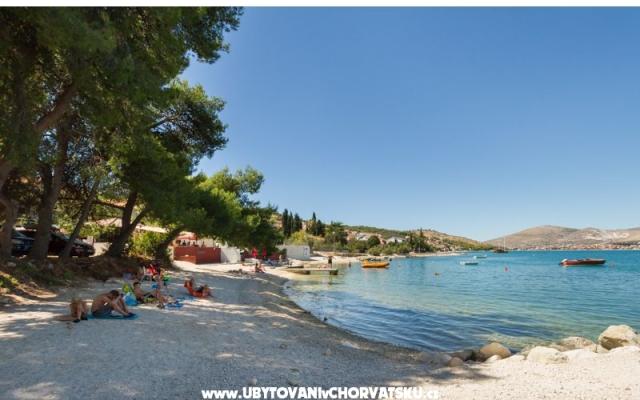 Villa Sveti Kriz - apartmaji Trogir Hrvaška