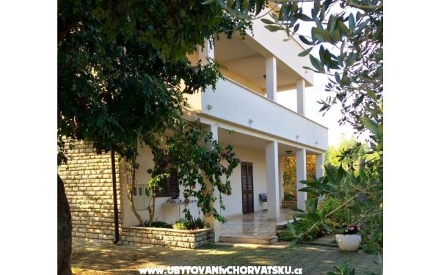 Apartma Vulic - apartmaji Trogir Hrvaška