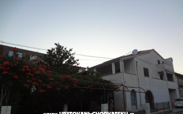 Apartmaji Bepa - apartmaji Trogir Hrvaška