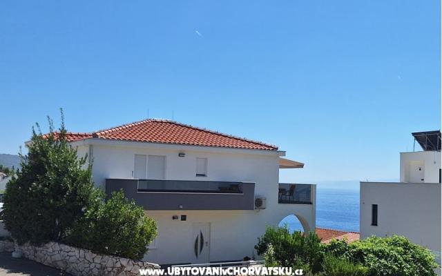 Apartmaji Ivan Okrug Gornji - apartmaji Trogir Hrvaška