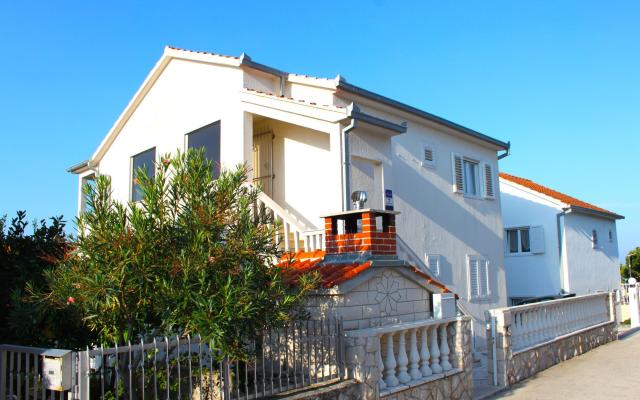 Apartmaji Jajcevic - apartmaji Trogir Hrvaška