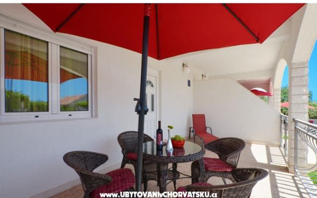 Apartmaji Lukas - apartmaji Trogir Hrvaška