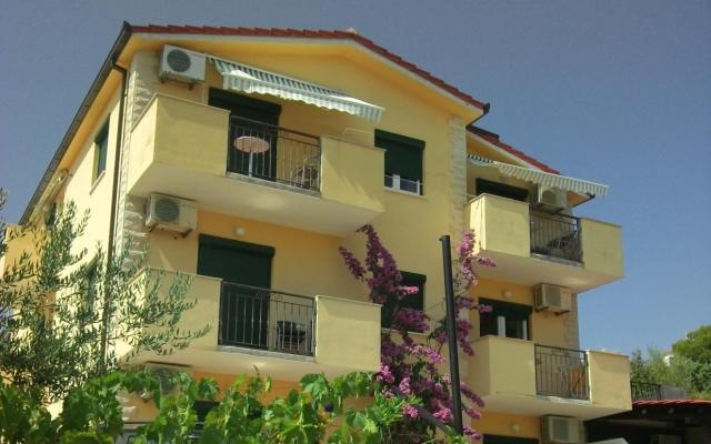 Apartmaji Mia - apartmaji Trogir Hrvaška
