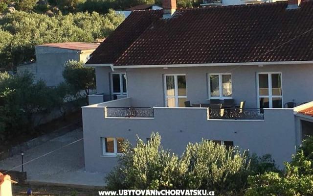 Apartmaji Nakir - apartmaji Trogir Hrvaška
