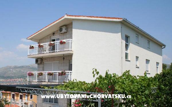 Apartmaji Šarić - apartmaji Trogir Hrvaška