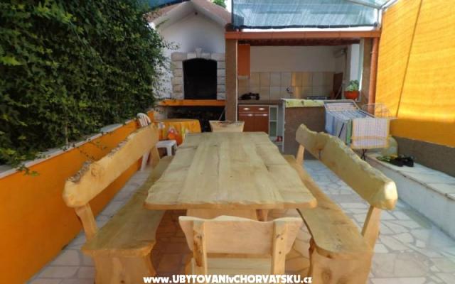 Apartmaji Suzi - apartmaji Trogir Hrvaška