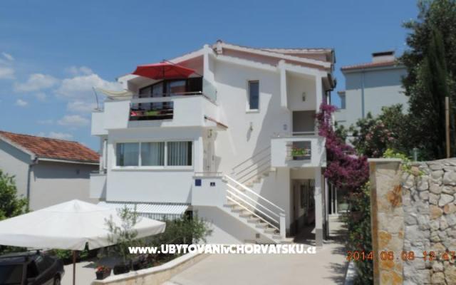Apartmaji villa Tanja - apartmaji Trogir Hrvaška