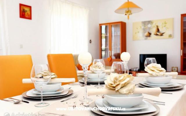 Apartma Rainbow - apartmaji Trogir Hrvaška