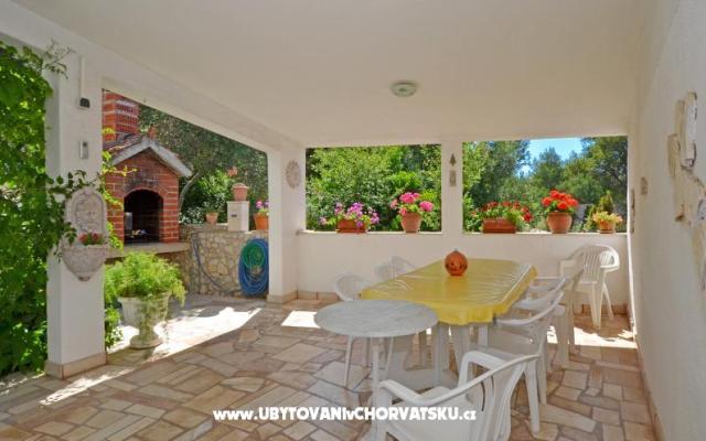 Apartmaji Beba - apartmaji Trogir Hrvaška