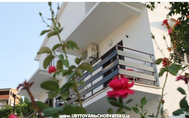 Apartmaji Civadelic - apartmaji Trogir Hrvaška