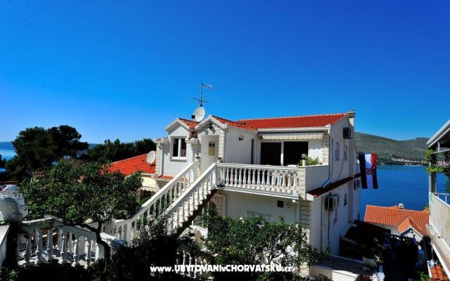 Apartmaji Mlačić - apartmaji Trogir Hrvaška