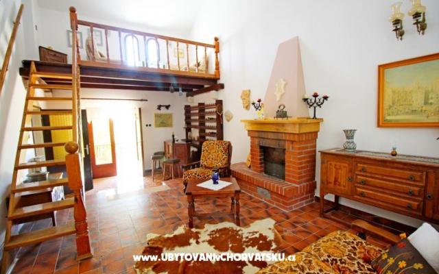 Apartmaji NIKA - apartmaji Trogir Hrvaška