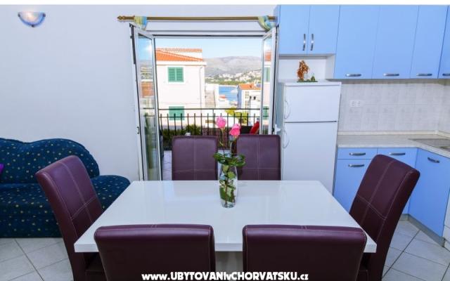 Apartmaji Sanja - apartmaji Trogir Hrvaška