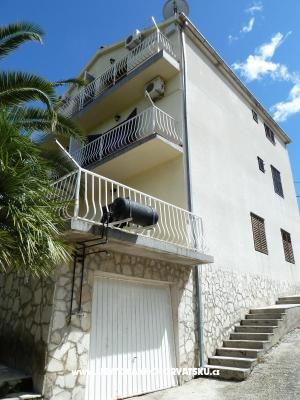 Apartmaji Tomic - apartmaji Trogir Hrvaška