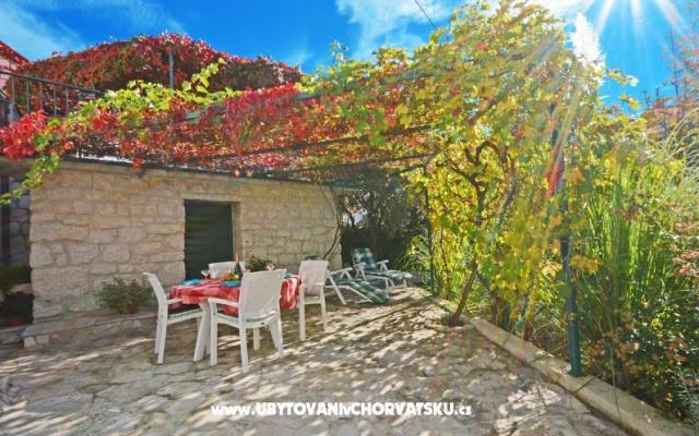 Apartmaji Villa Maslina - apartmaji Trogir Hrvaška