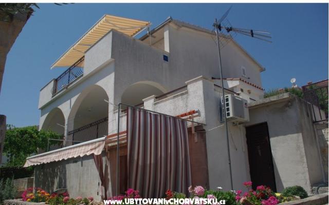 Apartmaji Neda - apartmaji Trogir Hrvaška