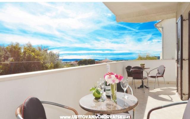Apartmaji Damir - apartmaji Trogir Hrvaška