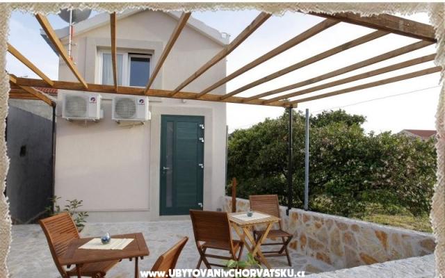 Apartmaji Infinitas - apartmaji Trogir Hrvaška
