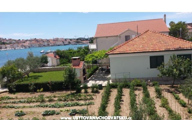 Hiša Petar &amp; Apartma for 2 perso - apartmaji Trogir Hrvaška