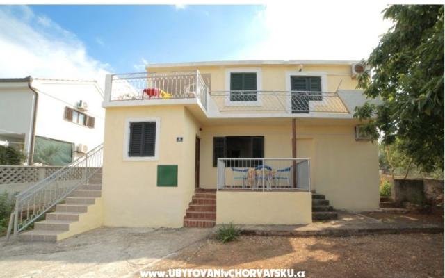 Hiša za odmor Slatina - apartmaji Trogir Hrvaška