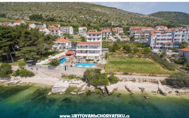 GEM OF THE SEA APARTMENTS ALENKA - apartmaji Trogir Hrvaška