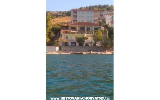 Marin i Vinka - apartmaji Trogir Hrvaška