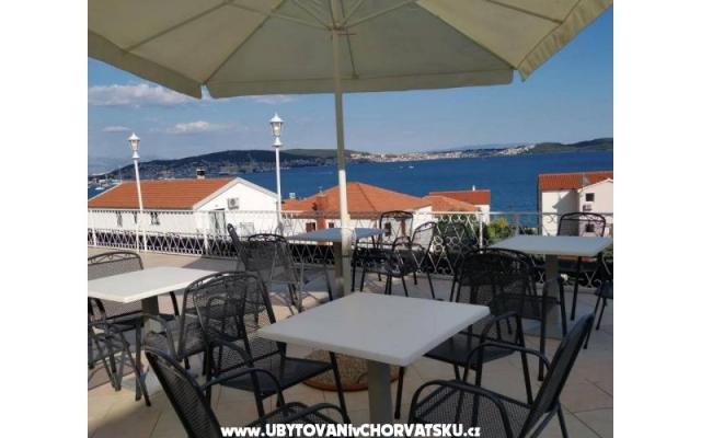 Villa Kairos - apartmaji Trogir Hrvaška