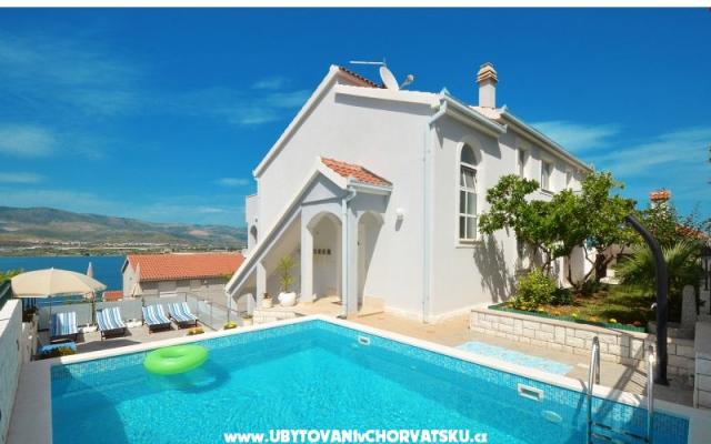 Villa Palada - apartmaji Trogir Hrvaška