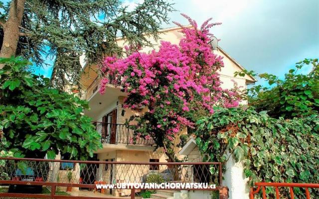 Villa Iskra - apartmaji Trogir Hrvaška