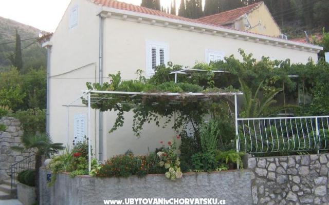 Počitniški dom Villa Marija - apartmaji Trsteno Hrvaška