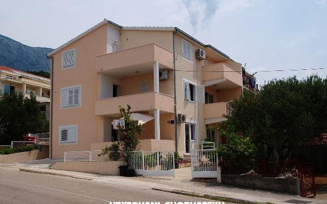 Apartmaji Ada Lalić - apartmaji Tučepi Hrvaška