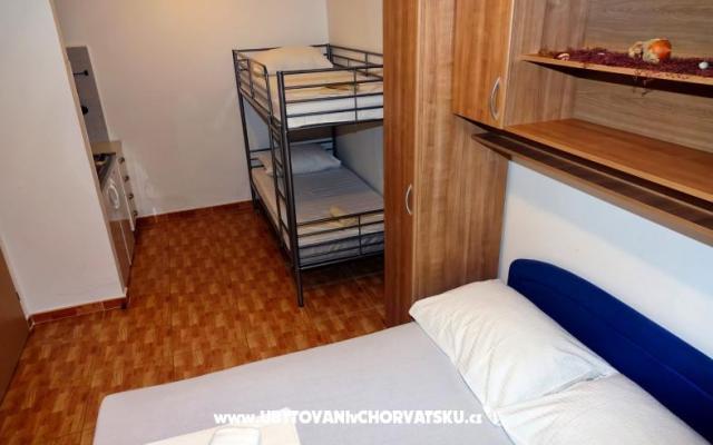 Apartmaji Jadranka Vladić - apartmaji Tučepi Hrvaška