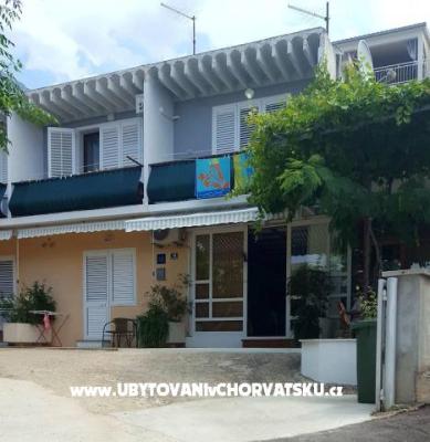 Apartmaji Josko - apartmaji Tučepi Hrvaška