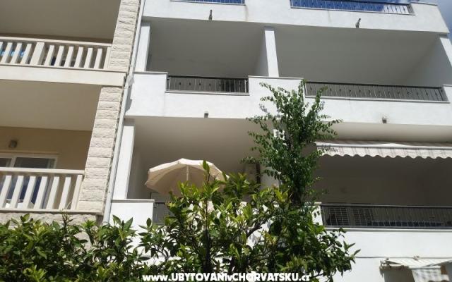 Apartmaji Mija - apartmaji Tučepi Hrvaška