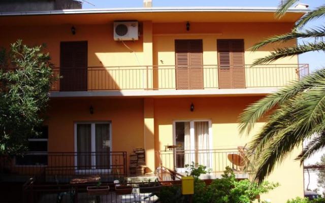 Apartmaji Tri palme - apartmaji Tučepi Hrvaška